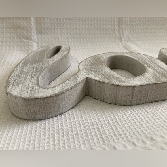 Love - Decorative Wooden Sign - Picture 4 of 5